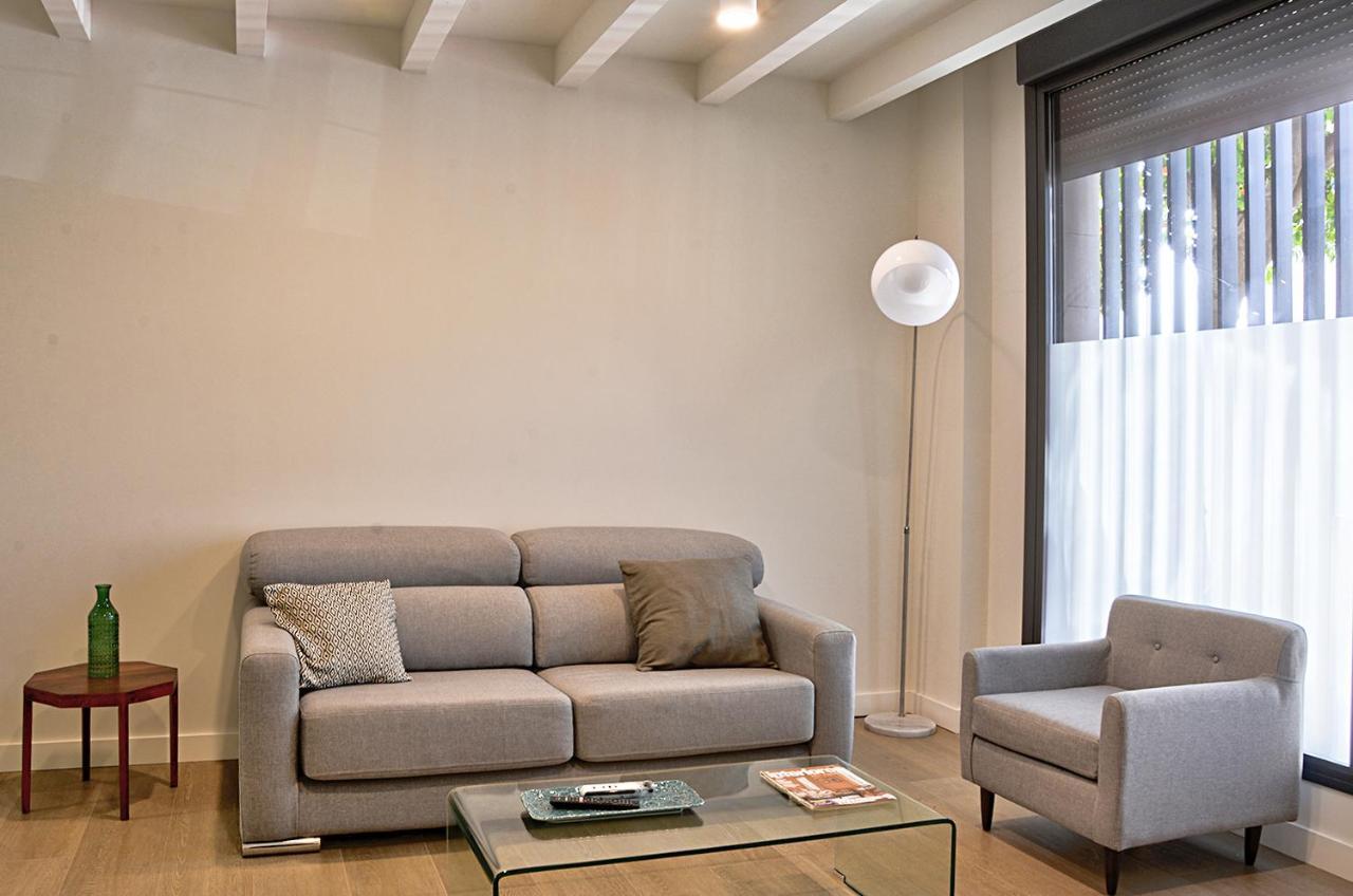 Apartamento De Dos Dormitorios En Triana Sewilla Zewnętrze zdjęcie